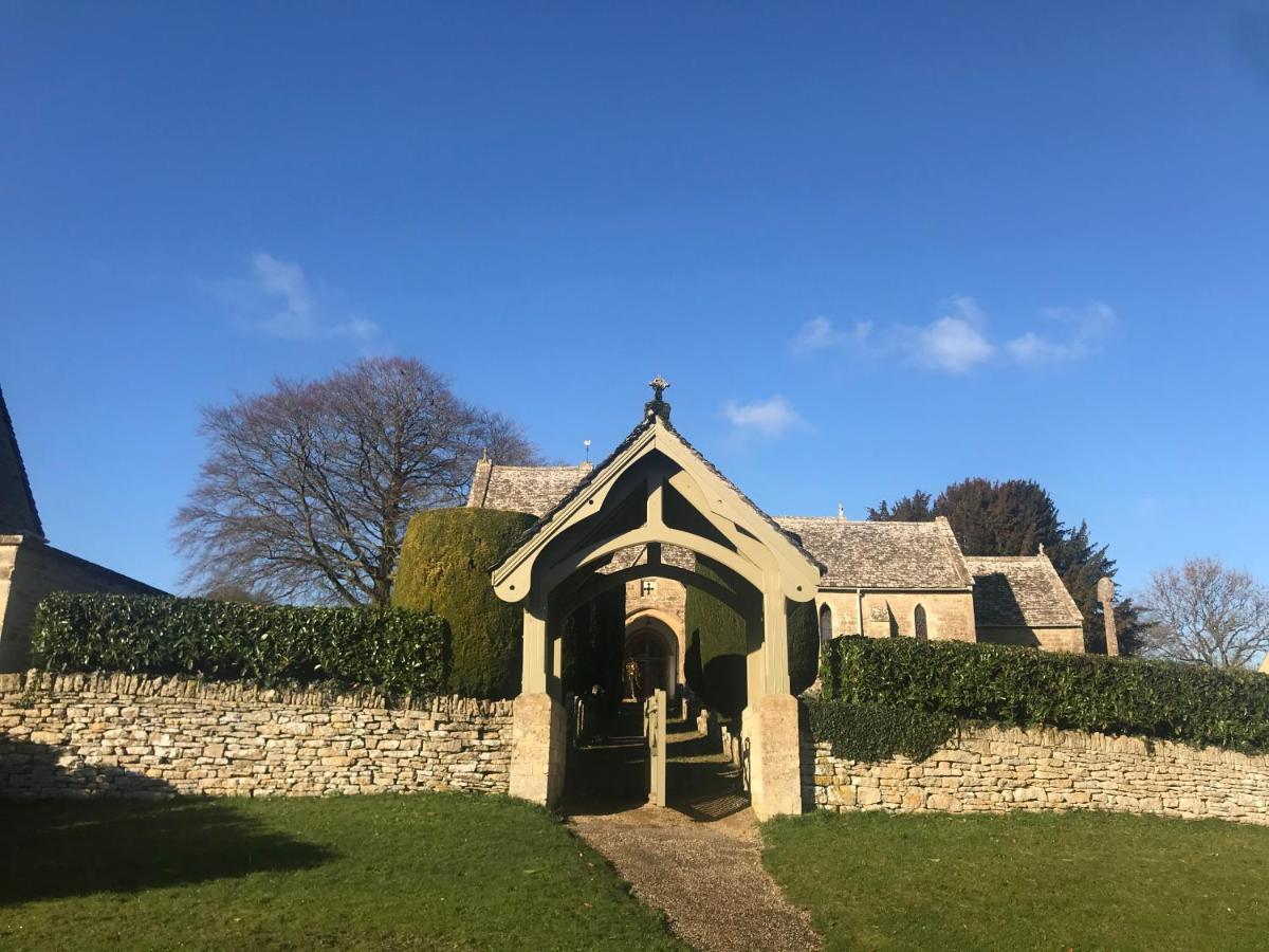 The Old Post Office Studio Apartment In A Beautiful Cotswold Village 赛伦塞斯特 外观 照片
