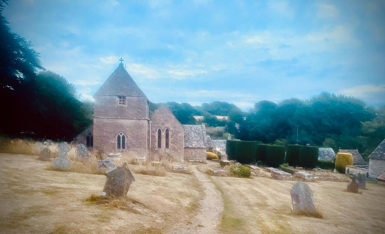 The Old Post Office Studio Apartment In A Beautiful Cotswold Village 赛伦塞斯特 外观 照片
